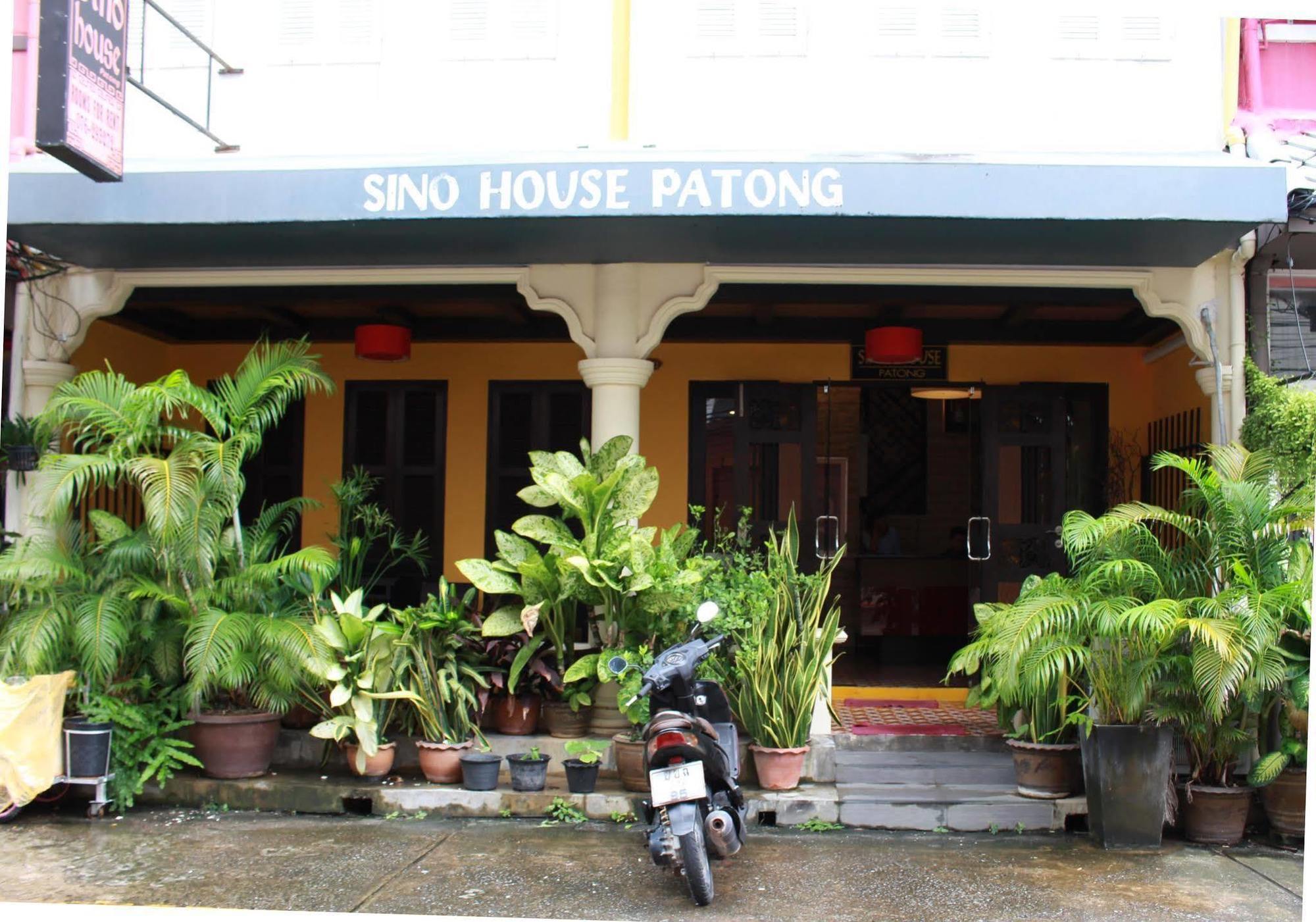 Sino House Patong Hotel Exterior foto