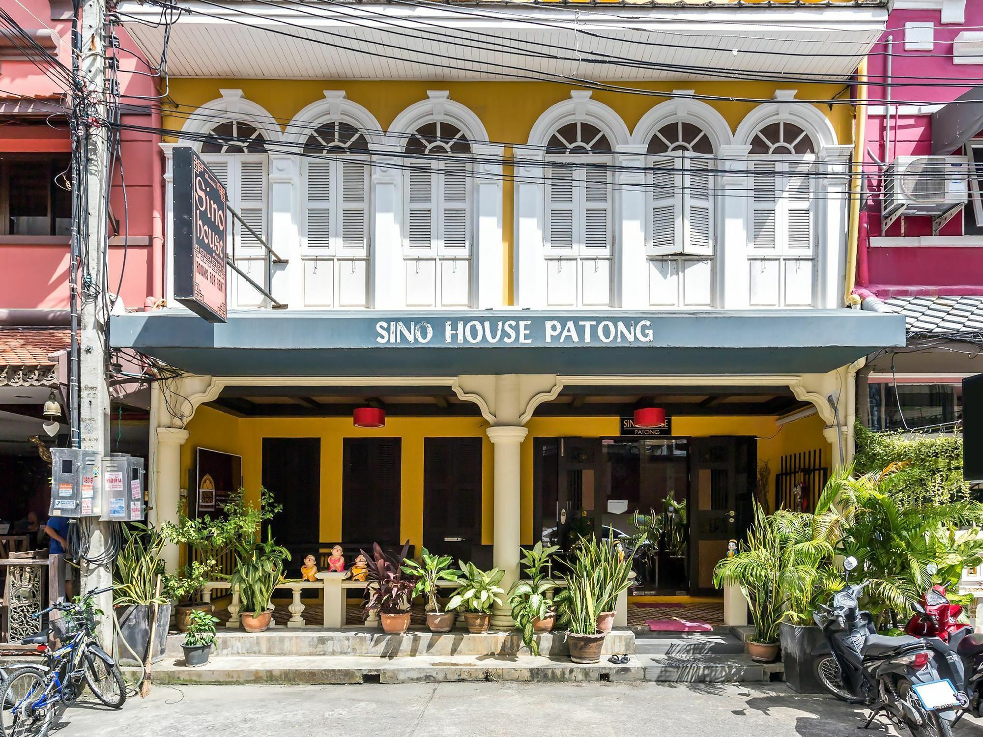 Sino House Patong Hotel Exterior foto